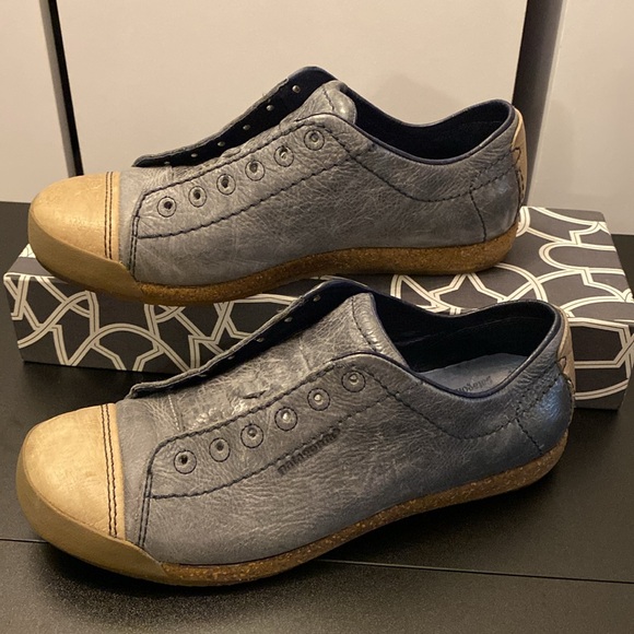 Patagonia Vintage Women’s Corridor Winter Sky Performance Footwear Size 7 - Picture 3 of 10